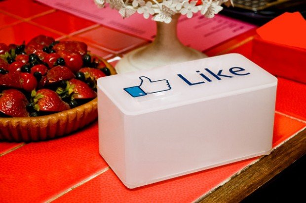 Facebook “Like” Tip Box
