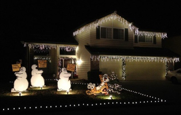 calvin and hobbes christmas yard decorations