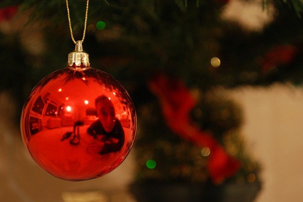 red Christmas tree ball