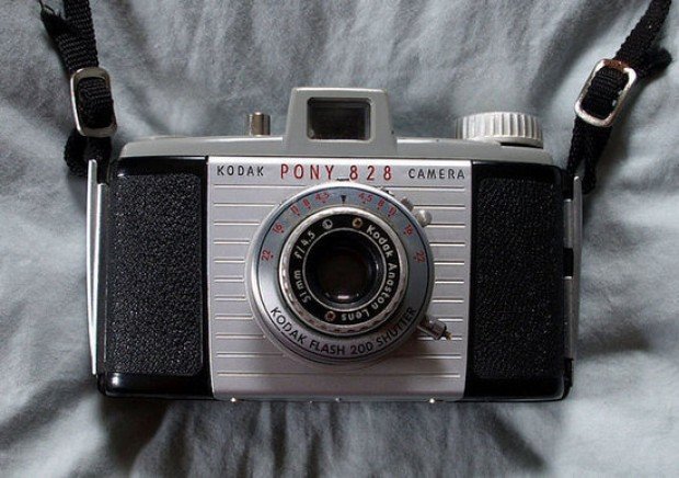 vintage retro kodak pony 828 camera