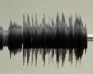 A Real-Time Vinyl Sound Wave [Video]