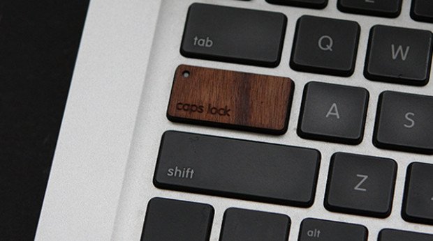 macbook-pro-wooden-keys-1