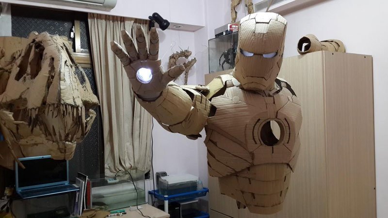 Life-Size Iron Man Made from Cardboard [Photos]